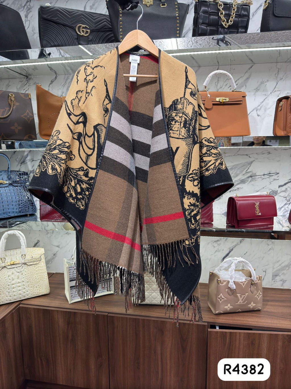 PONCHO TOP QUALITY