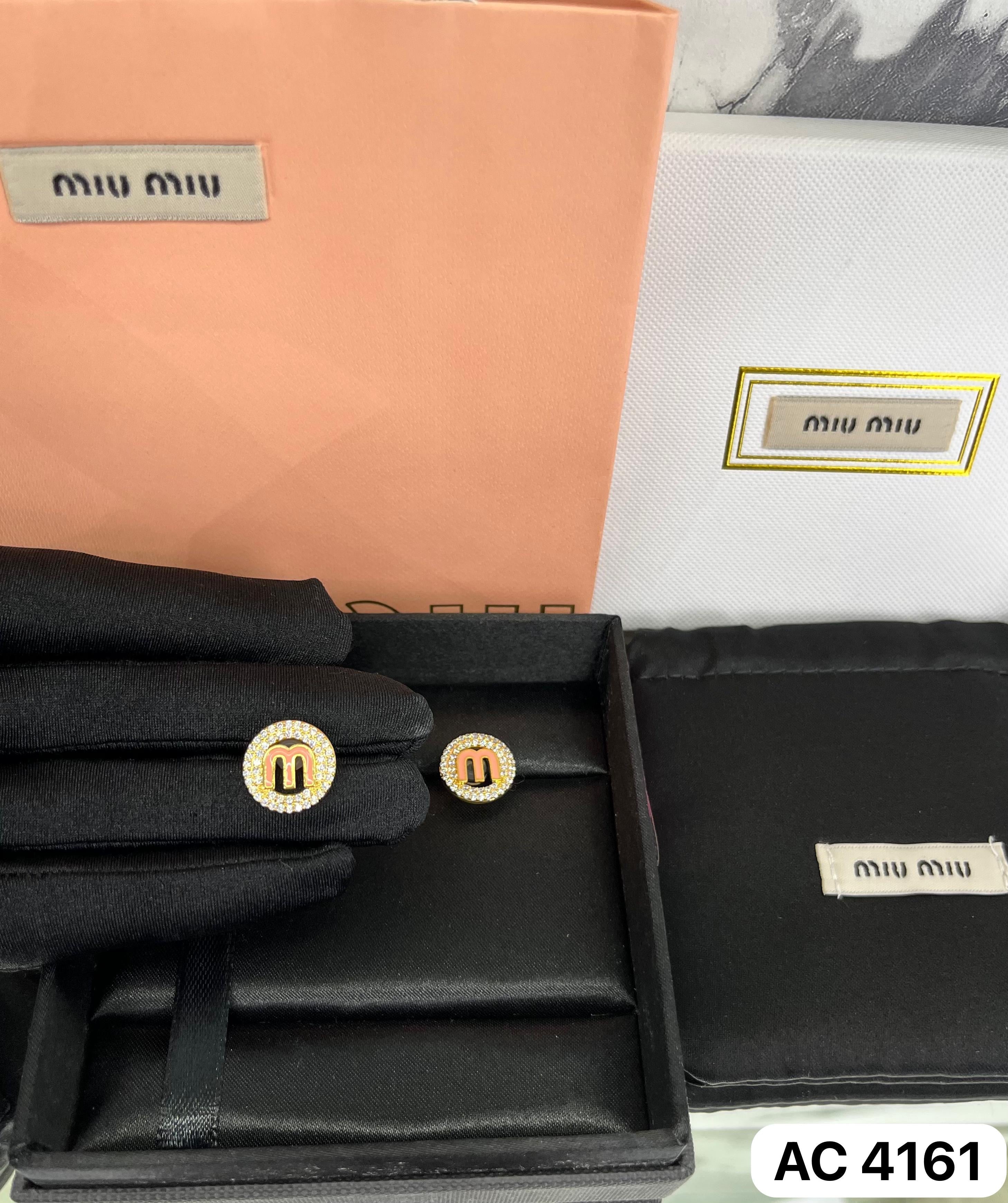 BISUTERIA Top Quality