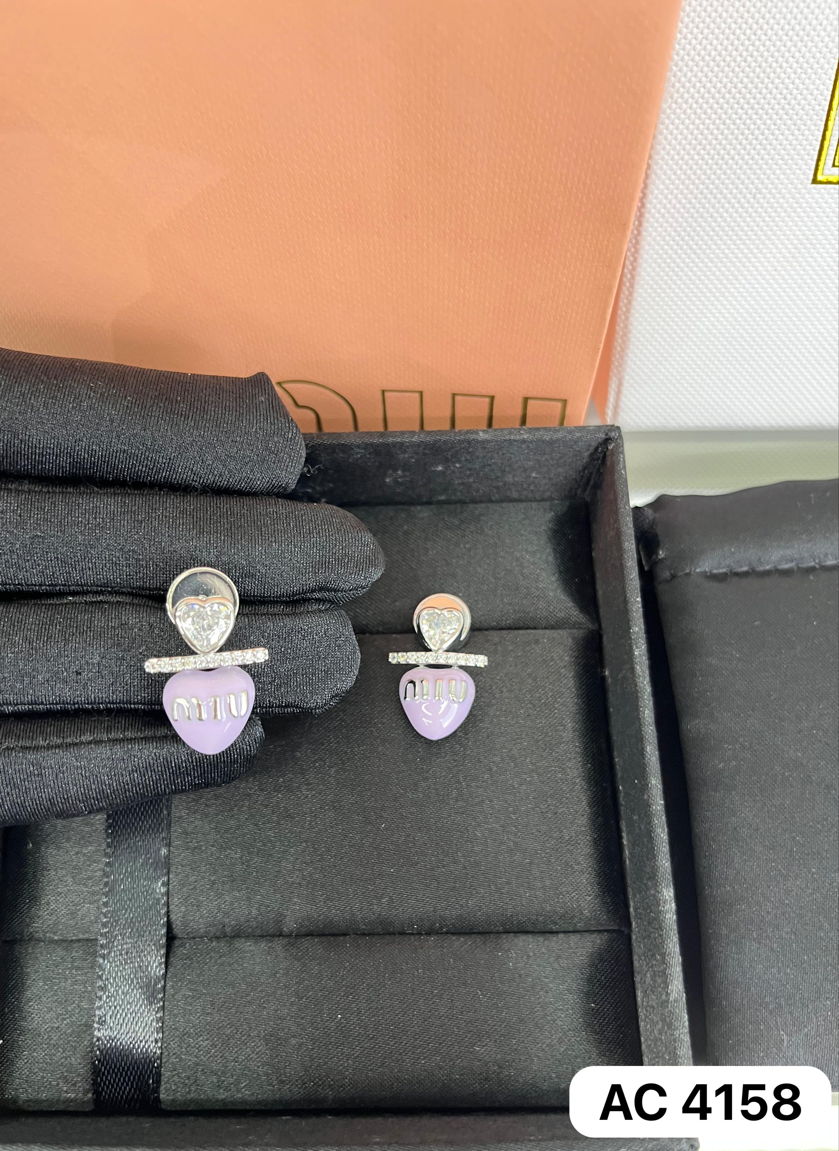 BISUTERIA Top Quality